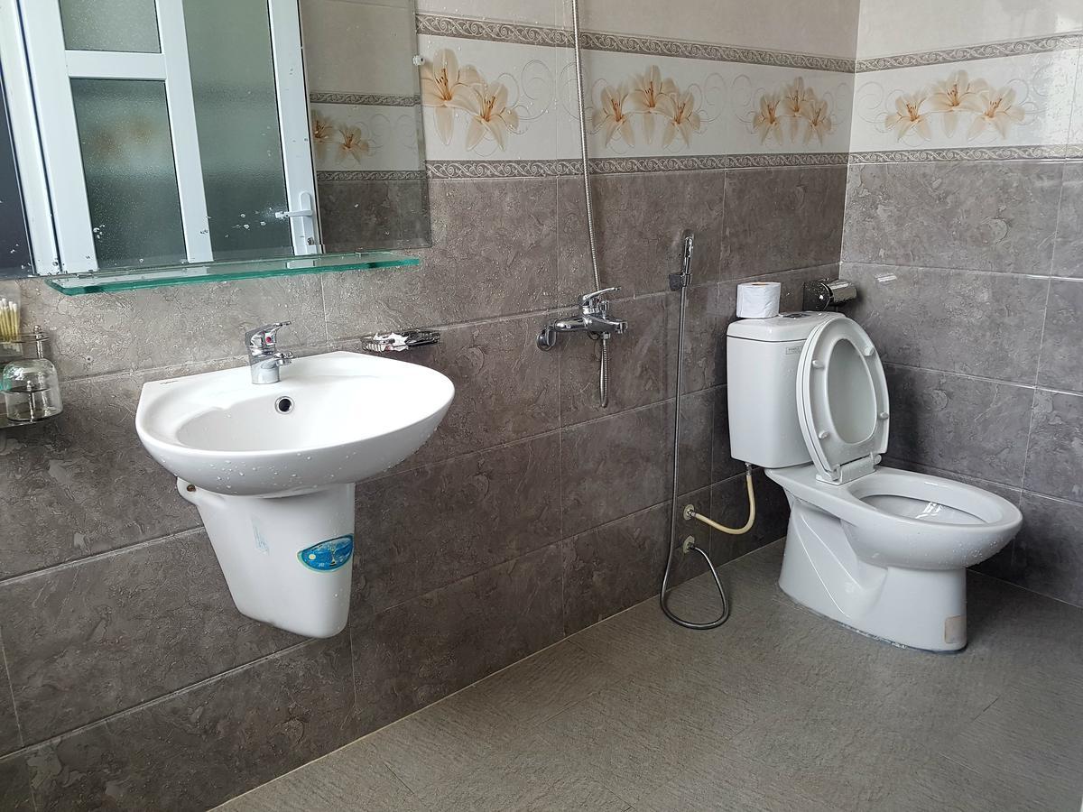 Bac Huong Hotel Kon Tum Extérieur photo